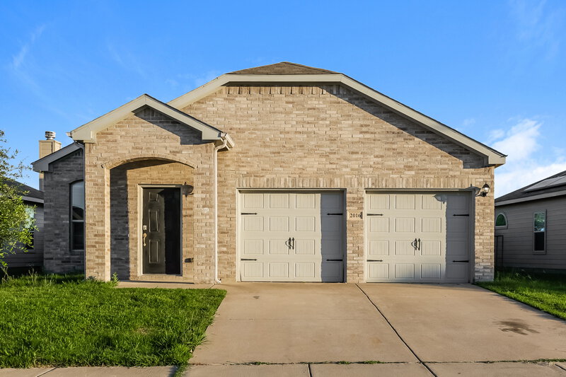 1,920/Mo, 2016 Belshire Ct Fort Worth, TX 76140 External View