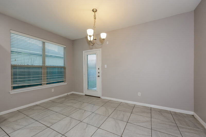 1,920/Mo, 2016 Belshire Ct Fort Worth, TX 76140 Dining Room View