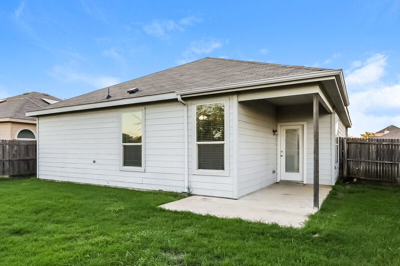 1,920/Mo, 2016 Belshire Ct Fort Worth, TX 76140 Rear View