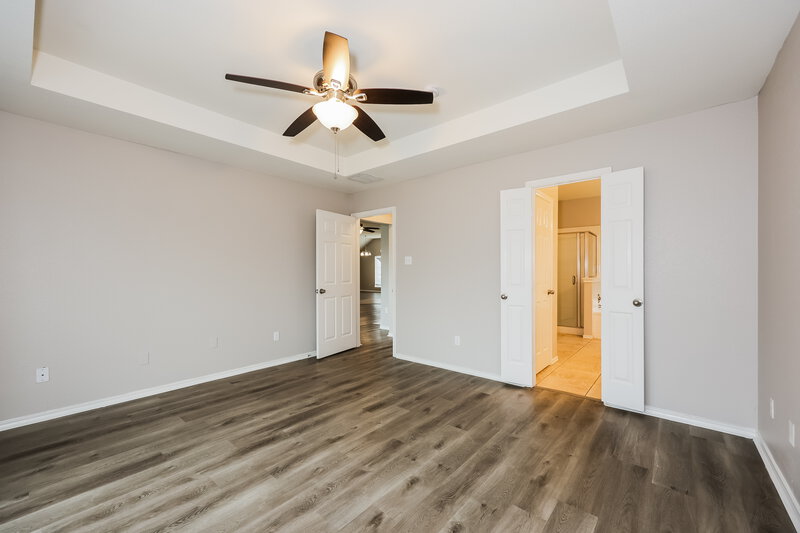2,380/Mo, 2219 W Thoroughbred Dr Lancaster, TX 75146 maini View