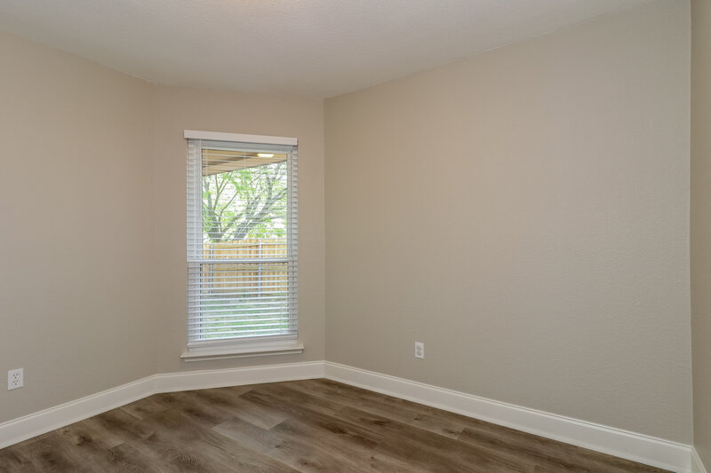 2,200/Mo, 6324 Woodstream Trl Fort Worth, TX 76133 Bedroom View 2