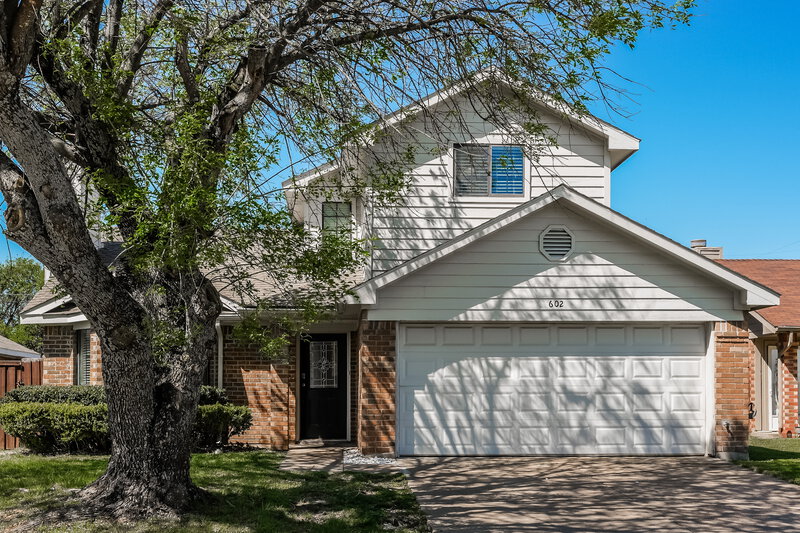 2,350/Mo, 602 Laurel St Cedar Hill, TX 75104 External View