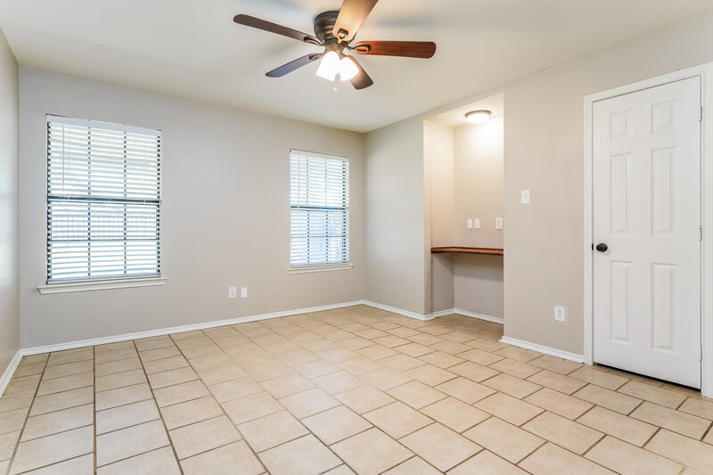 2,350/Mo, 602 Laurel St Cedar Hill, TX 75104 Main Bedroom View