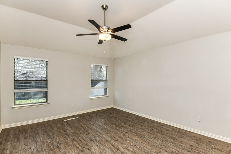 2,530/Mo, 6601 Rockdale Road Fort Worth, TX 76134 Main Bedroom View
