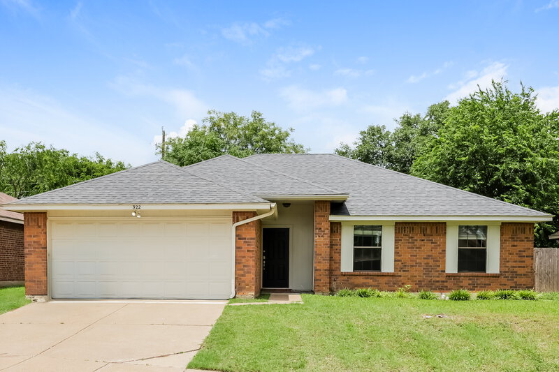 1,895/Mo, 922 Elliott Dr Cedar Hill, TX 75104 External View