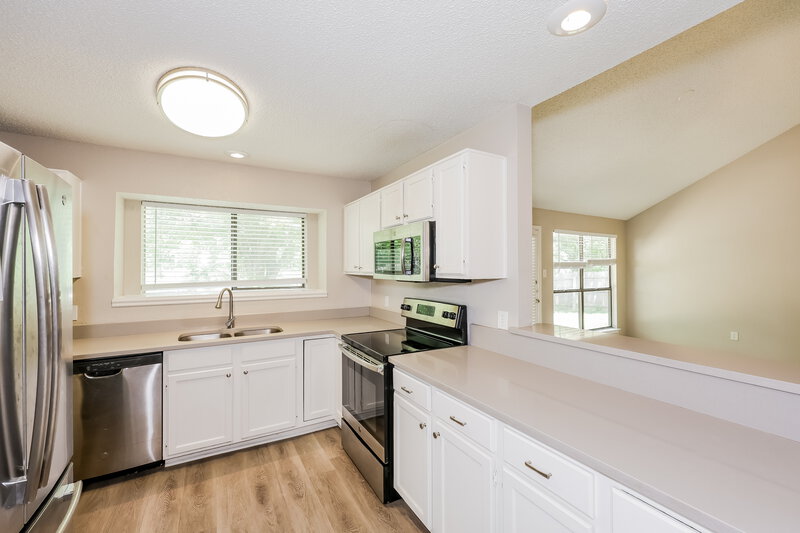 1,895/Mo, 922 Elliott Dr Cedar Hill, TX 75104 Kitchen View