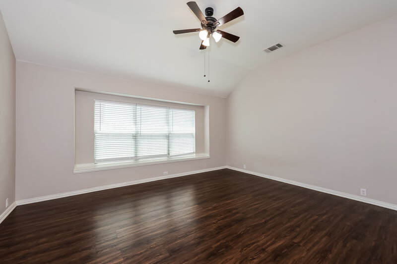 2,280/Mo, 636 Brooks St Crowley, TX 76036 Main Bedroom View 2