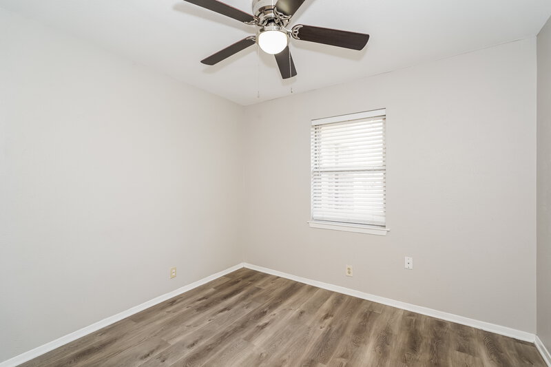 1,650/Mo, 1008 Autumn Oak Dr Denton, TX 76209 Bedroom View 2