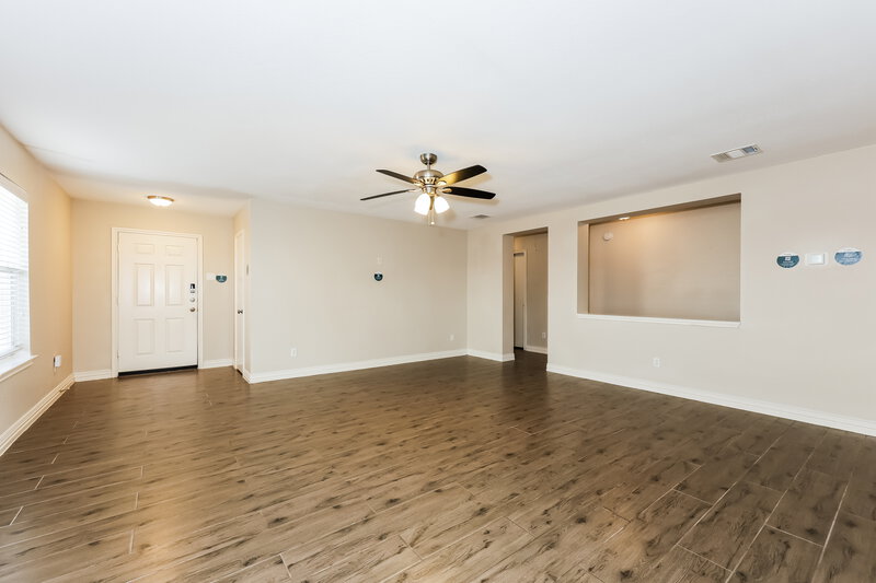 2,730/Mo, 109 Heritage Drive Crowley, TX 76036 Living Room View
