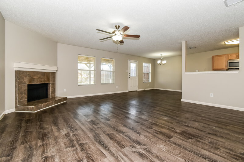 2,040/Mo, 1704 Chesterwood Drive Rockwall, TX 75032 Living Room View 2