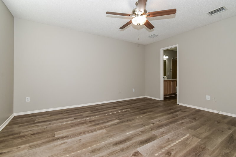 2,040/Mo, 1704 Chesterwood Drive Rockwall, TX 75032 Main Bedroom View 2