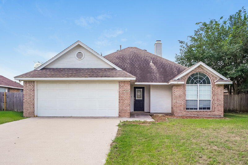1,855/Mo, 211 Dove Meadows Krum, TX 76249 External View
