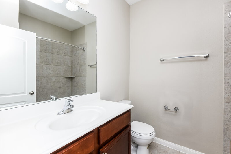 2,145/Mo, 4208 Pont Du Gard Way Crowley, TX 76036 Bathroom View