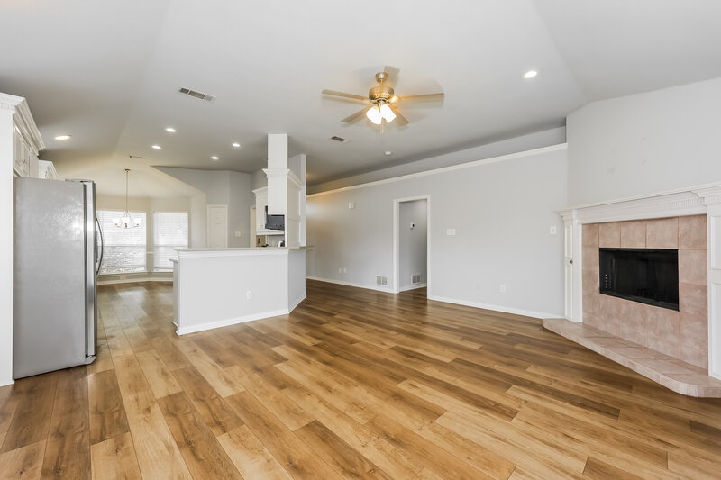 1,955/Mo, 1210 E 6th Street Krum, TX 76249 Living Room View 2