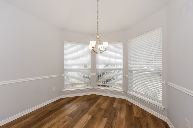 1,955/Mo, 1210 E 6th Street Krum, TX 76249 Dining Room View