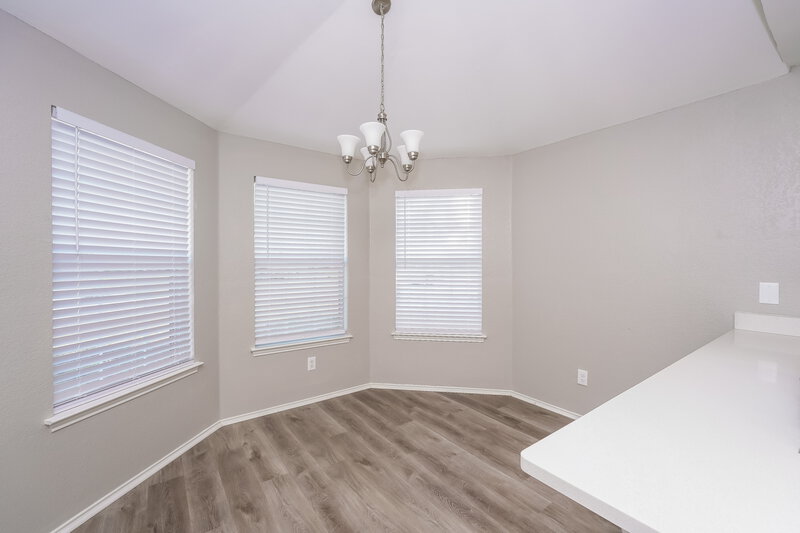 2,370/Mo, 10229 Winkler Dr Fort Worth, TX 76108 Dining Room View