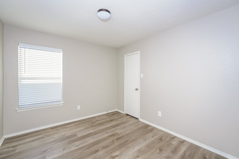 2,370/Mo, 10229 Winkler Dr Fort Worth, TX 76108 Bedroom View 2