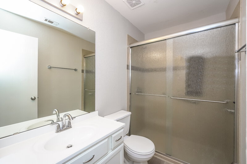 2,370/Mo, 10229 Winkler Dr Fort Worth, TX 76108 Bathroom View