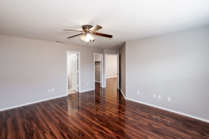 2,115/Mo, 5432 Shady Springs Trl Fort Worth, TX 76179 Living Room View