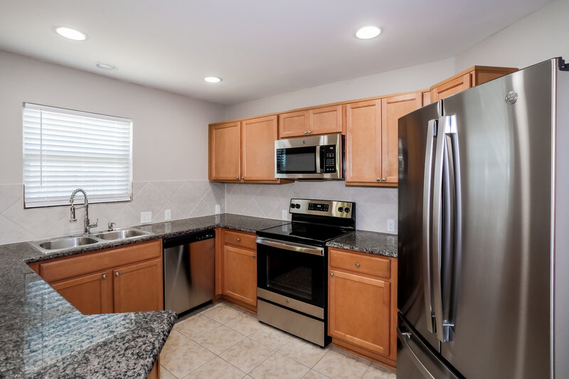 2,115/Mo, 5432 Shady Springs Trl Fort Worth, TX 76179 Kitchen View