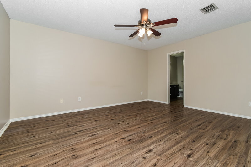 2,265/Mo, 2316 Graystone Dr Rockwall, TX 75032 Main Bedroom View 2