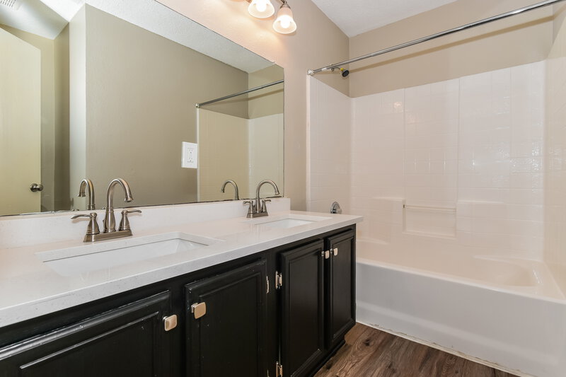 2,265/Mo, 2316 Graystone Dr Rockwall, TX 75032 Bathroom View