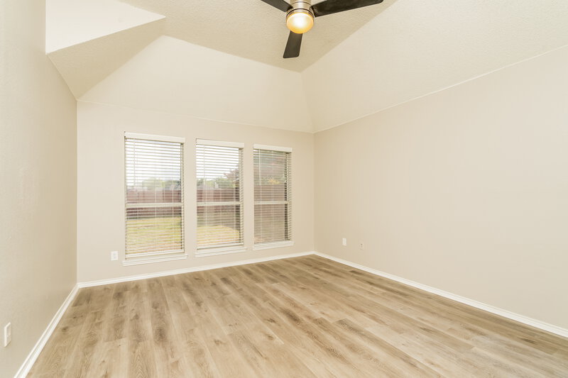 1,995/Mo, 1530 Montreal Lane Glenn Heights, TX 75154 Master Bedroom View