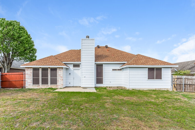 1,995/Mo, 1530 Montreal Lane Glenn Heights, TX 75154 Rear View