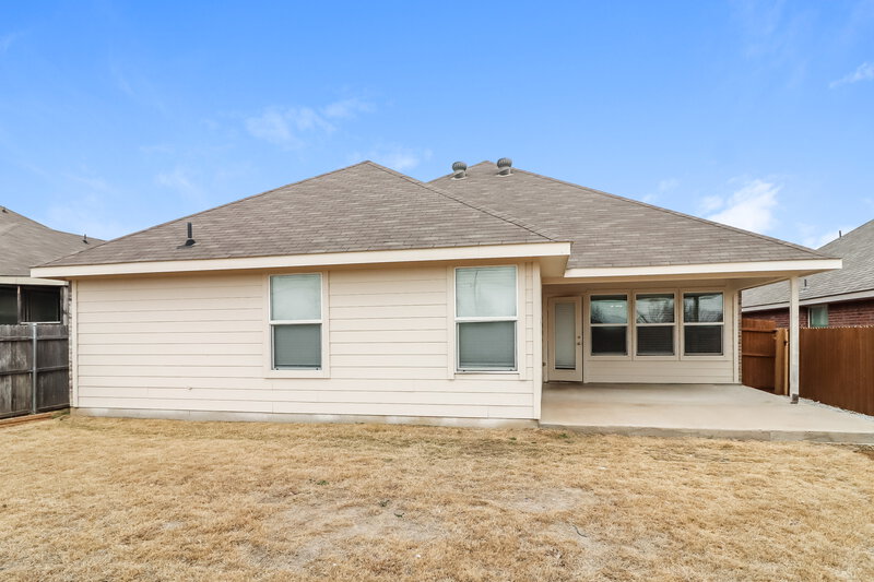 2,105/Mo, 11228 Whispering Brook Ln Fort Worth, TX 76140 Rear View