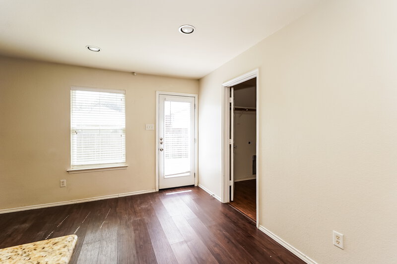 2,110/Mo, 6708 Friendsway Dr Fort Worth, TX 76137 Dining Room View
