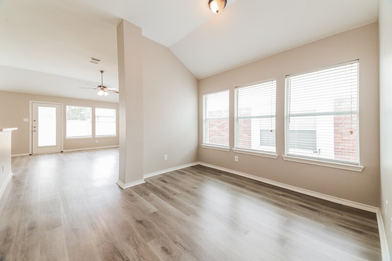 2,065/Mo, 1008 Halifax Ln Forney, TX 75126 Living Room View