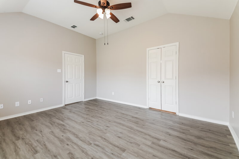 2,065/Mo, 1008 Halifax Ln Forney, TX 75126 Main Bedroom View 2
