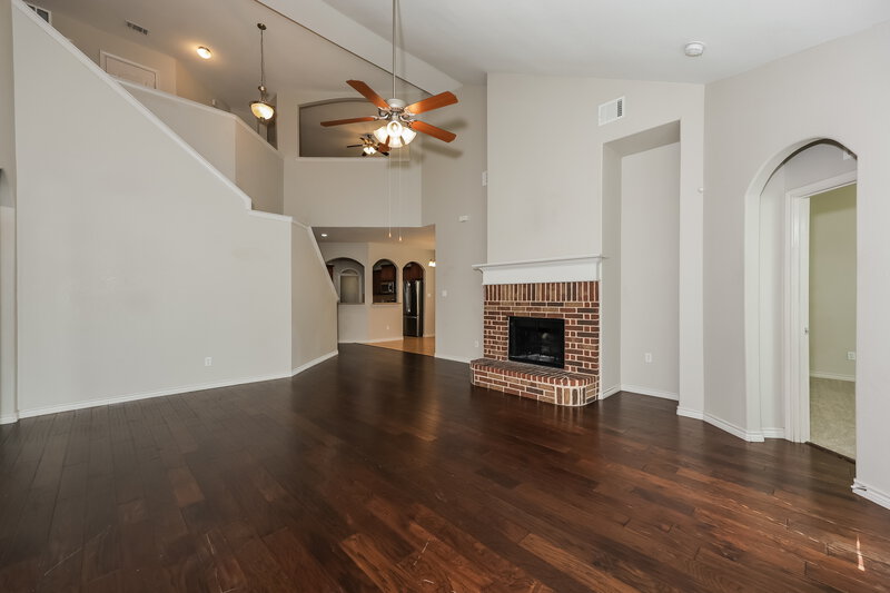 2,630/Mo, 4309 Twinleaf Dr Fort Worth, TX 76036 Living Room View