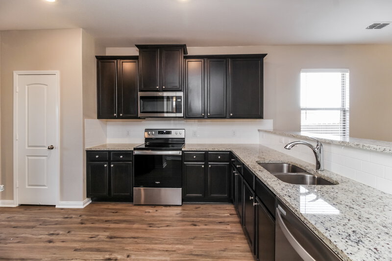 2,080/Mo, 204 Aaron St Anna, TX 75409 Kitchen View 2