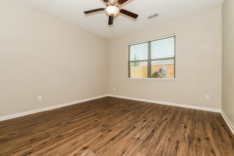 1,710/Mo, 204 Aaron St Anna, TX 75409 Main Bedroom View