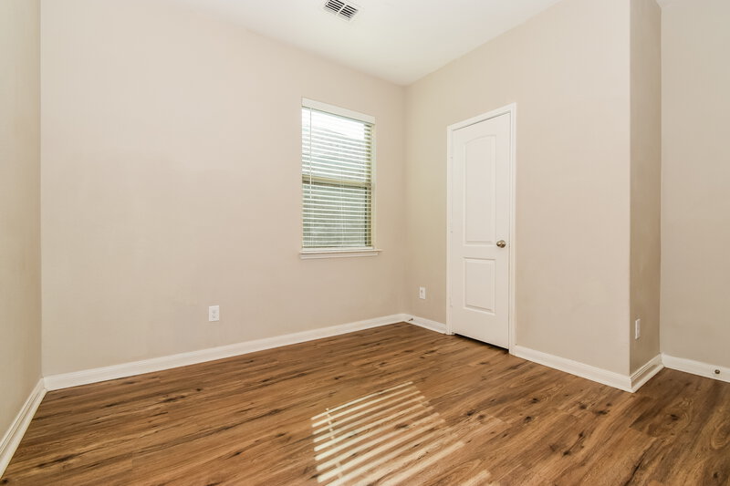 1,710/Mo, 204 Aaron St Anna, TX 75409 Bedroom View 2