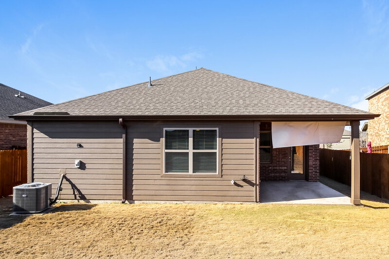2,080/Mo, 204 Aaron St Anna, TX 75409 Rear View