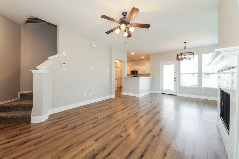 0/Mo, 10237 Nantucket Dr Providence Village, TX 76227 Living Room View 2