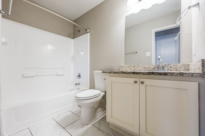 1,990/Mo, 6945 Meadow Way Ln Fort Worth, TX 76179 Main Bathroom View