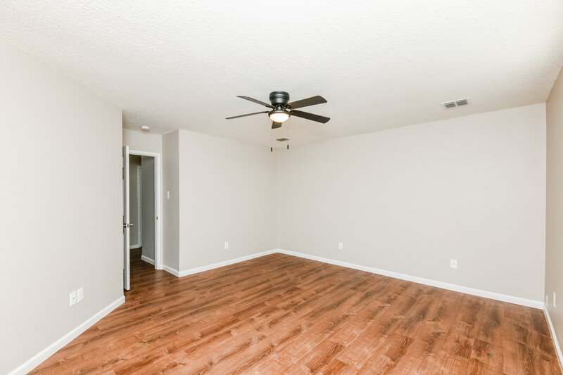 2,960/Mo, 5189 Gold Basin Rd Fort Worth, TX 76179 Main Bedroom View 2