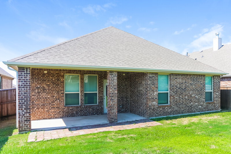 2,575/Mo, 580 England St Fate, TX 75189 Rear View