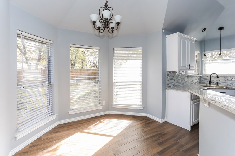 2,275/Mo, 809 Irene St Burleson, TX 76028 Dining Room View