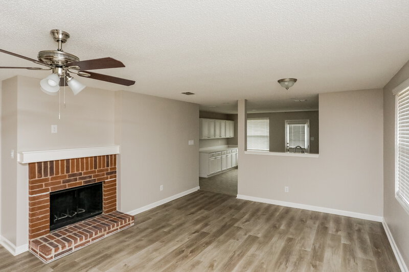 2,265/Mo, 3014 Limestone Hill Ln Rockwall, TX 75032 Living Room View 2