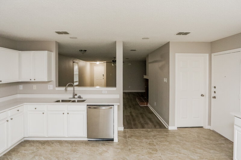 2,265/Mo, 3014 Limestone Hill Ln Rockwall, TX 75032 Kitchen View 3
