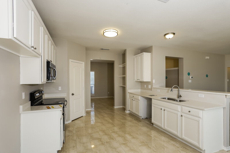 2,425/Mo, 106 Troy Ln Red Oak, TX 75154 Kitchen View