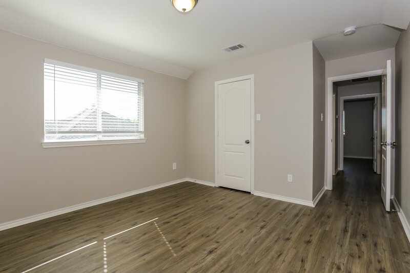 2,425/Mo, 106 Troy Ln Red Oak, TX 75154 Bedroom View