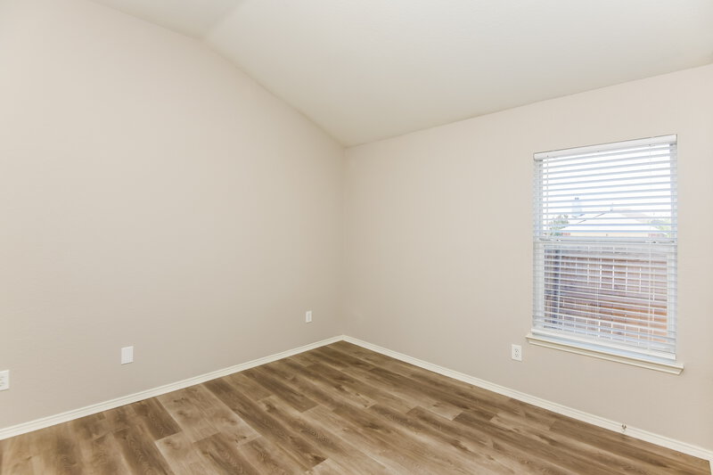 2,670/Mo, 7606 Stanhope Ln Arlington, TX 76001 Bedroom View