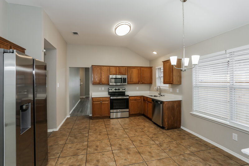 2,495/Mo, 828 Thorton Dr Cedar Hill, TX 75104 Kitchen View