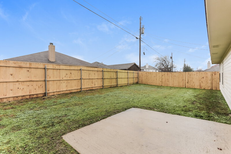 2,495/Mo, 828 Thorton Dr Cedar Hill, TX 75104 Rear View