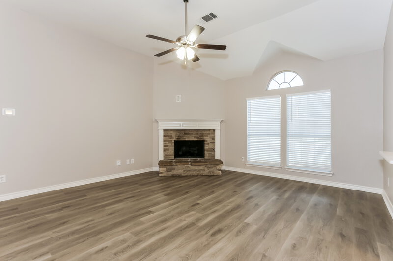 2,035/Mo, 1530 Fairfield Dr Forney, TX 75126 Living Room View